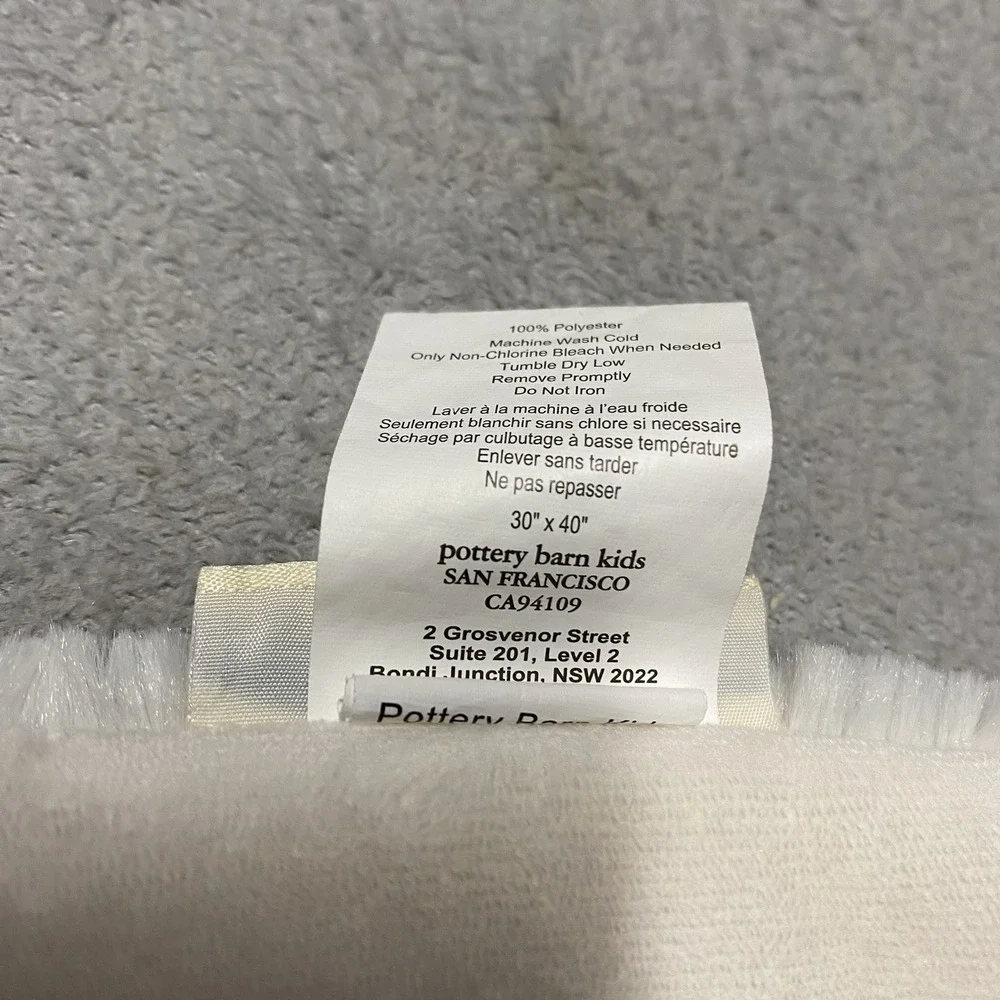 Pottery Barn Kids Plush Fleece Blanket White Soft 30x40 PBK‎